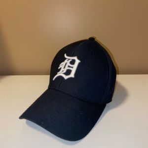 Boston white socks base ball cap